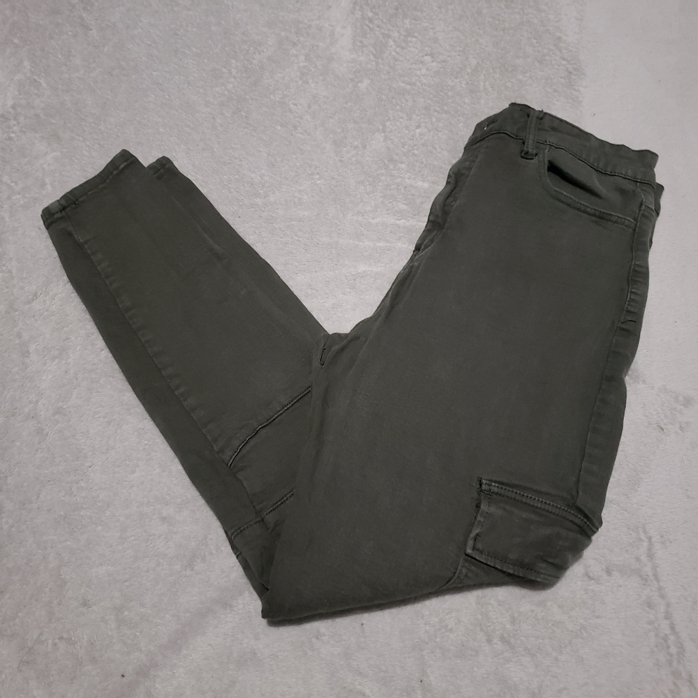 Fashion Nova cargo jeans size 13‎